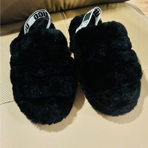 UGG Black Fluff Yeah Slide